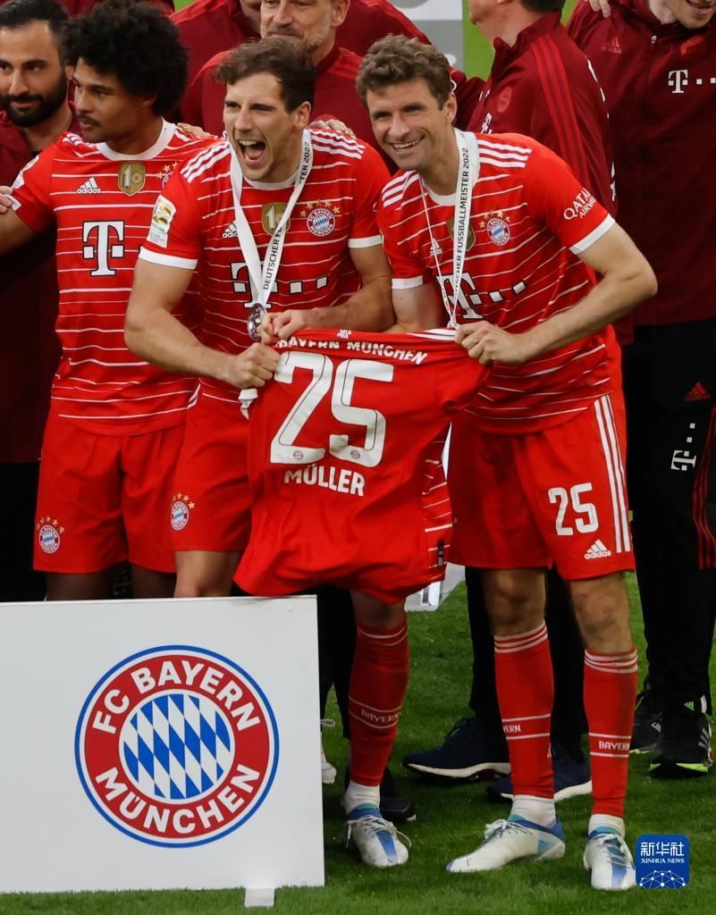 哈兰德的牺牲：曼城3-2绝杀利兹联，他全场仅1射门的背后意义