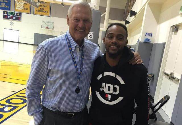 都体：弗拉泰西和阿切尔比寻求更多出场机会，后者想踢世界杯（都体：弗拉泰西、阿切尔比寻求增加出场时间，阿切尔比盼出战世界杯）