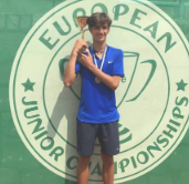 对比周琦1 对比周琦1